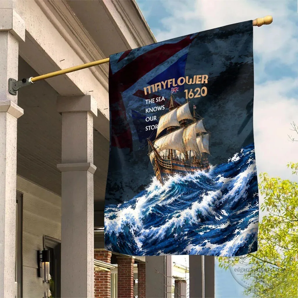 Mayflower 1620 Ship Vintage Nautical Ocean Waves Art Garden Flag