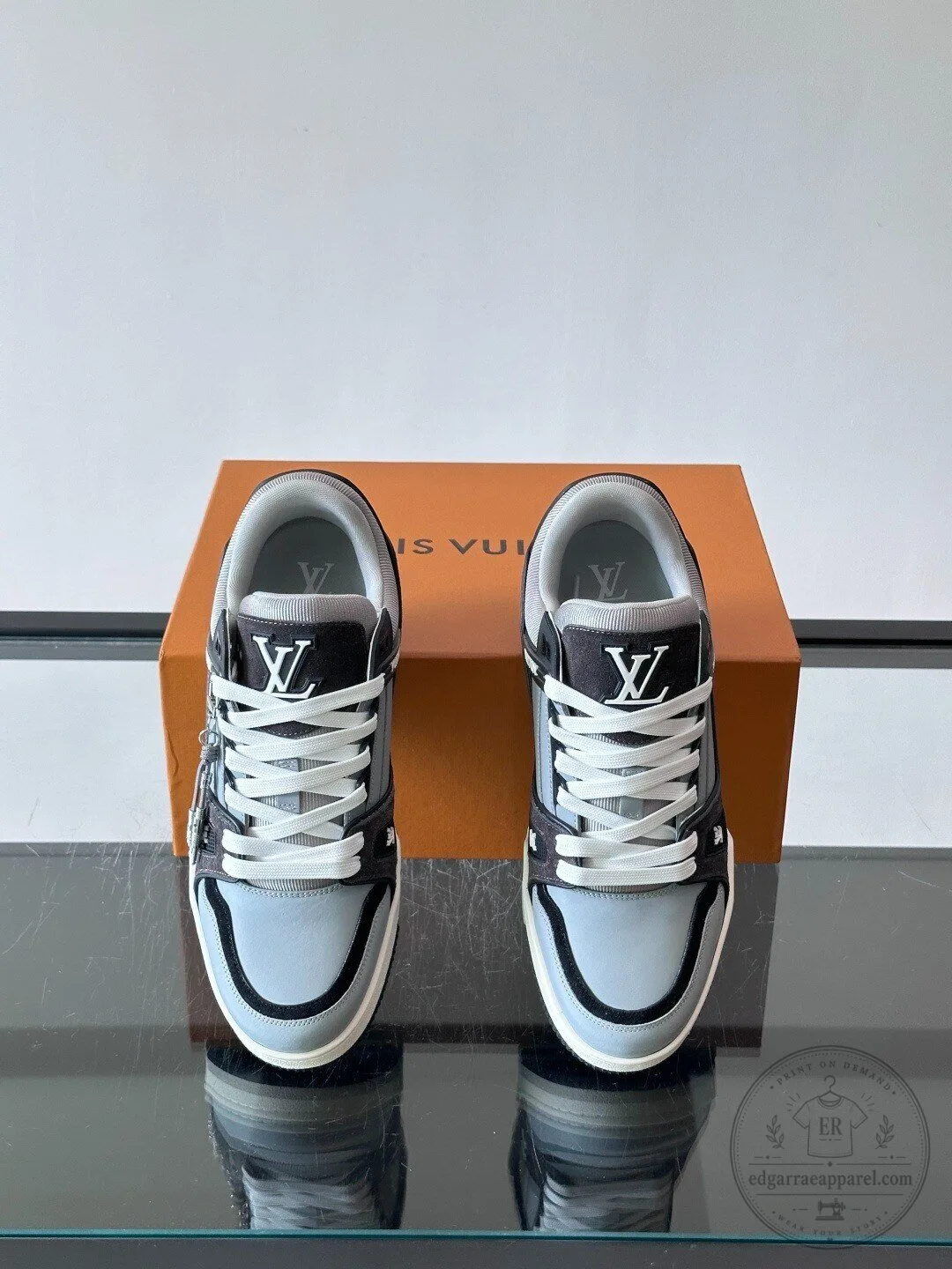 Louis Vuitton Trainer Sneakers Gray Black White Lace Up Shoes 9 Louis Vuitton Trainer Sneakers Gray Black White Lace Up Shoes