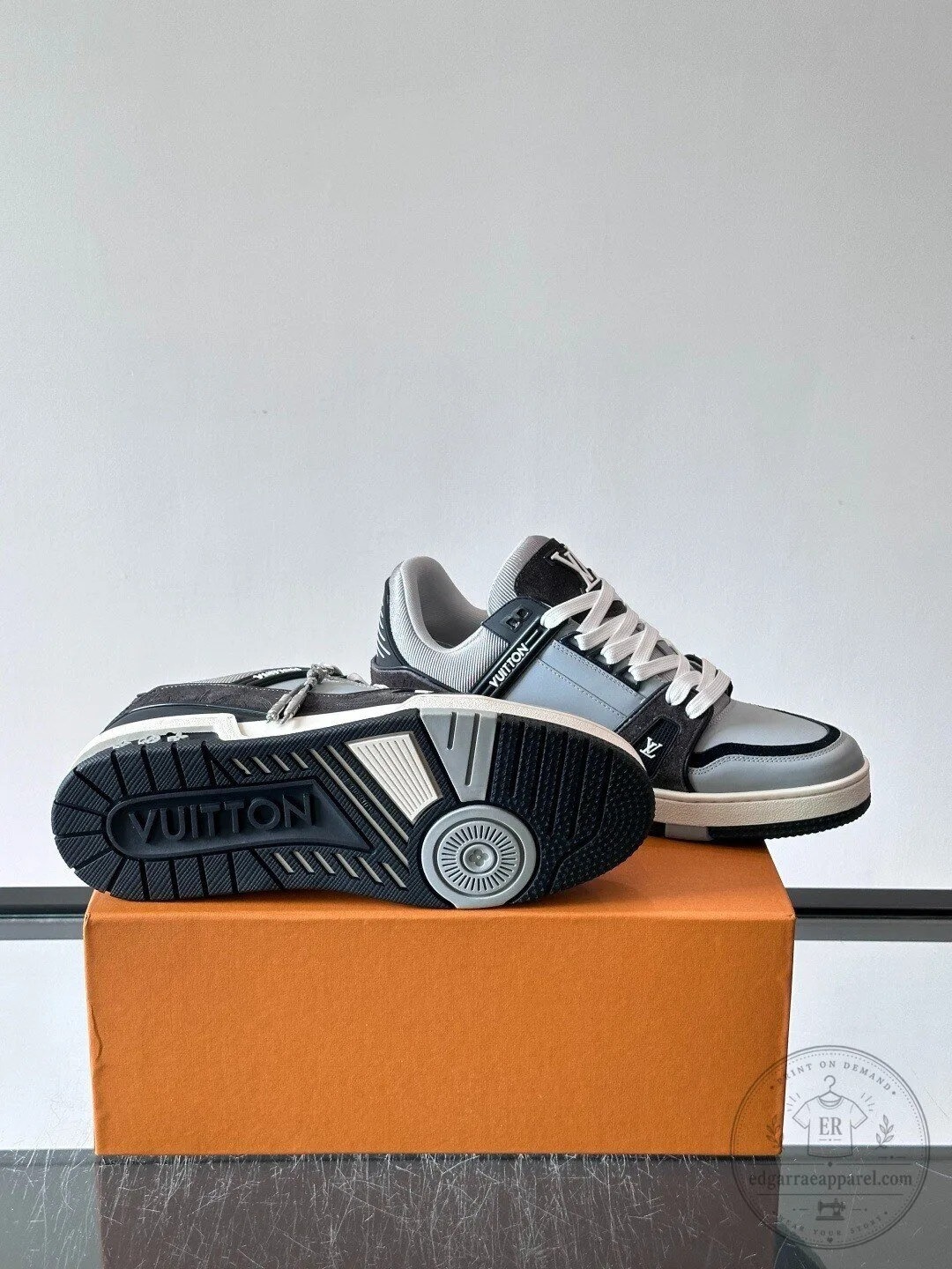 Louis Vuitton Trainer Sneakers Gray Black White Lace Up Shoes 11 Louis Vuitton Trainer Sneakers Gray Black White Lace Up Shoes