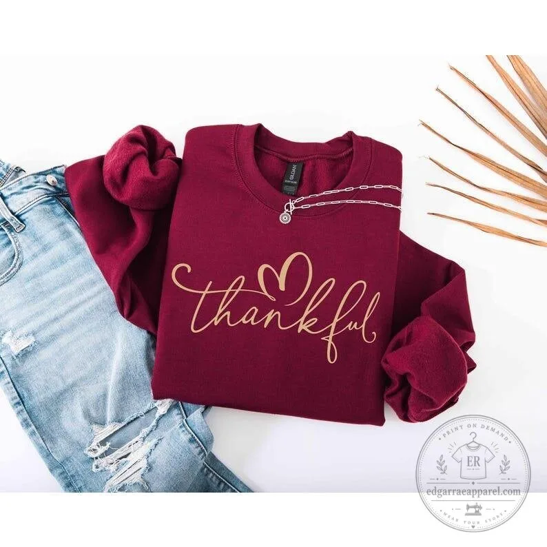 Thankful Script Heart Graphic Crewneck Cozy Fall Thanksgiving Sweatshirt 18 Thankful Script Heart Graphic Crewneck Cozy Fall Thanksgiving Sweatshirt